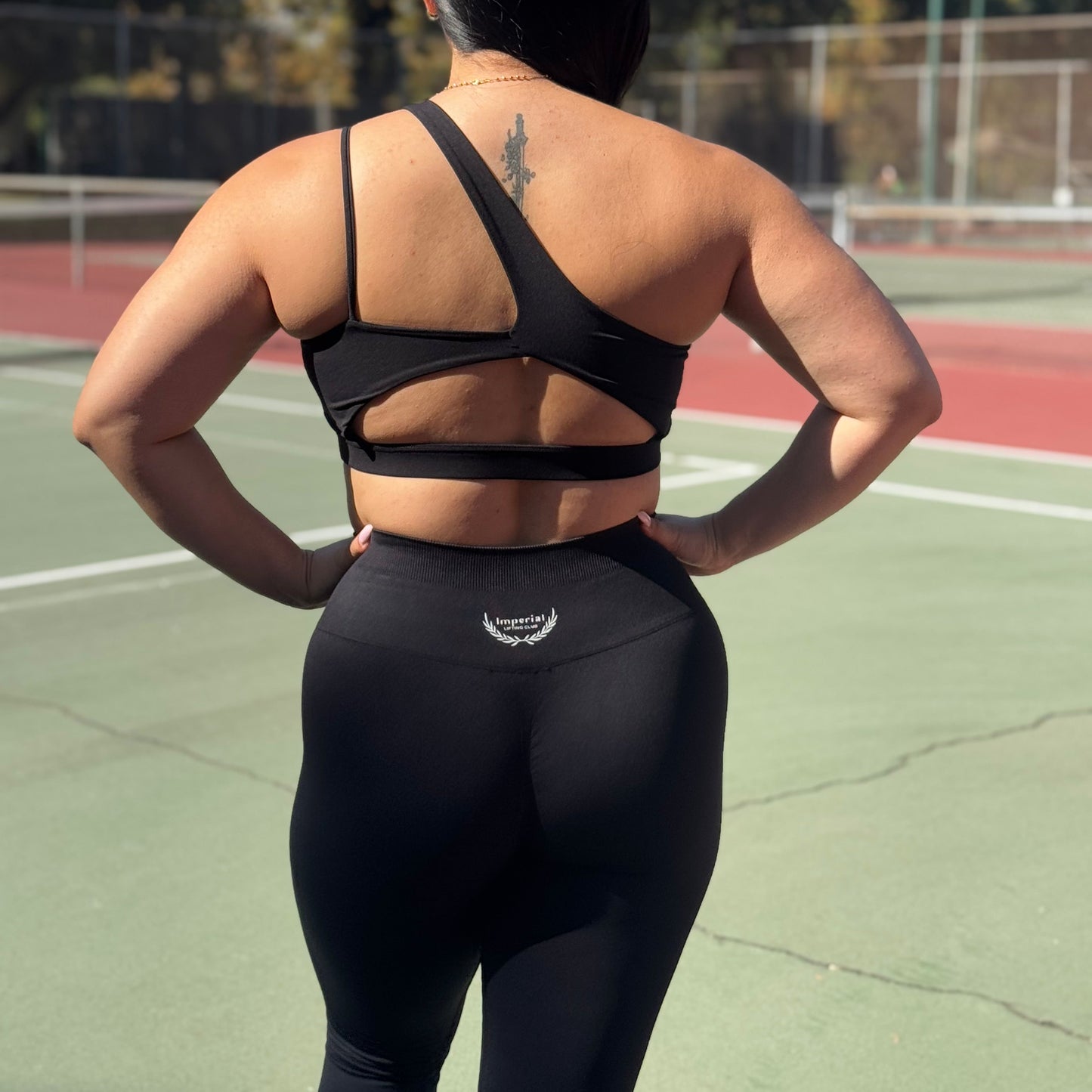 Shoulder Cross Bra 