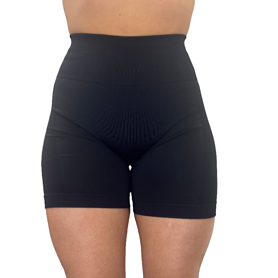 Silhouette Seamless Shorts